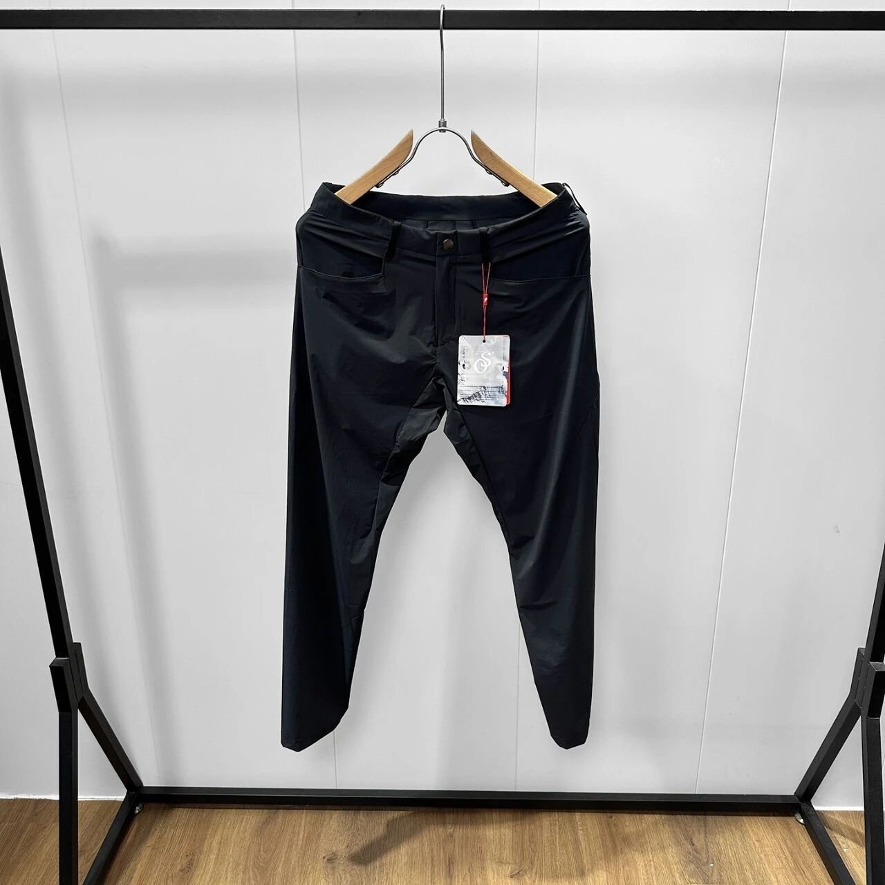 Men Straight Fit Tech Wear Pants Lightweight Quick Dry Water Repellent Stretch Nylon Trousers Wrinkle Free Business Office Casual City Walking Camping Travel Pants Multi Pockets - الصورة 7