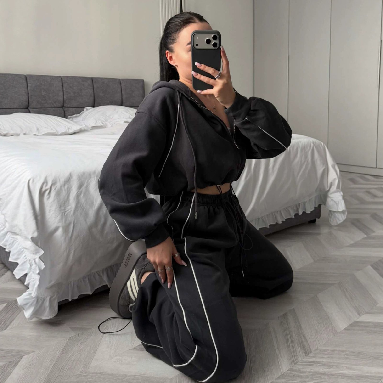 Stylish American-style Sporty Casual Two-piece Sweatshirt Set - الصورة 5
