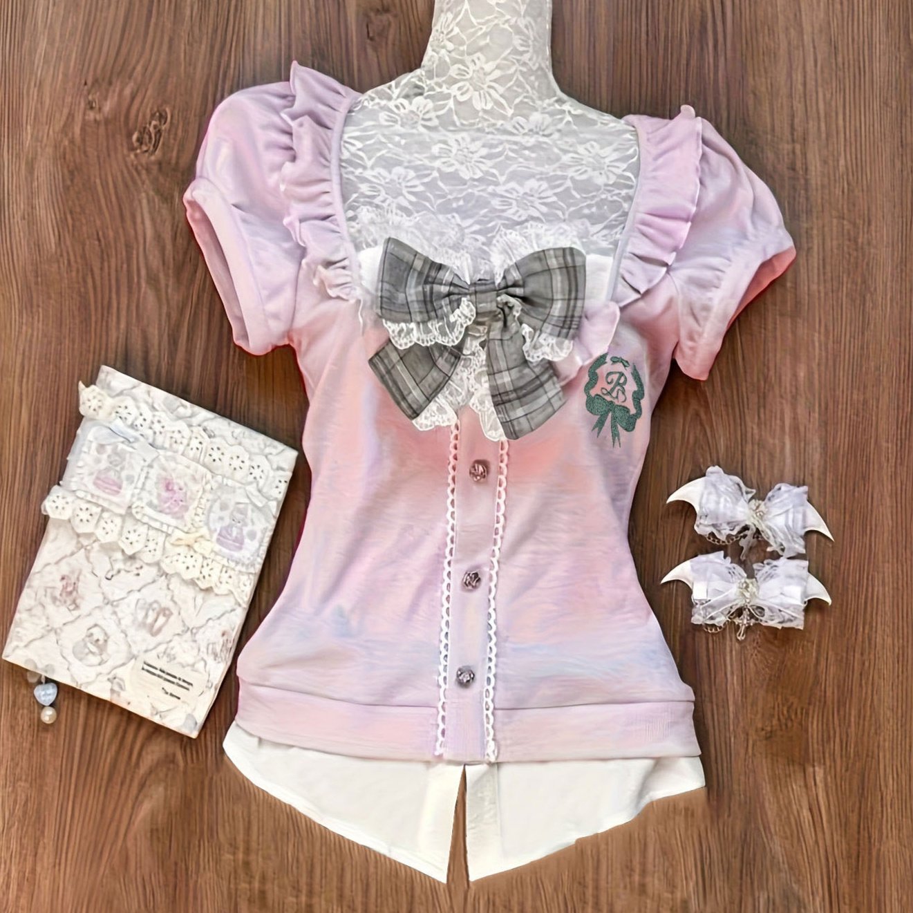 College-style Bow-tie Top With Ruffled Gray Skirt Set