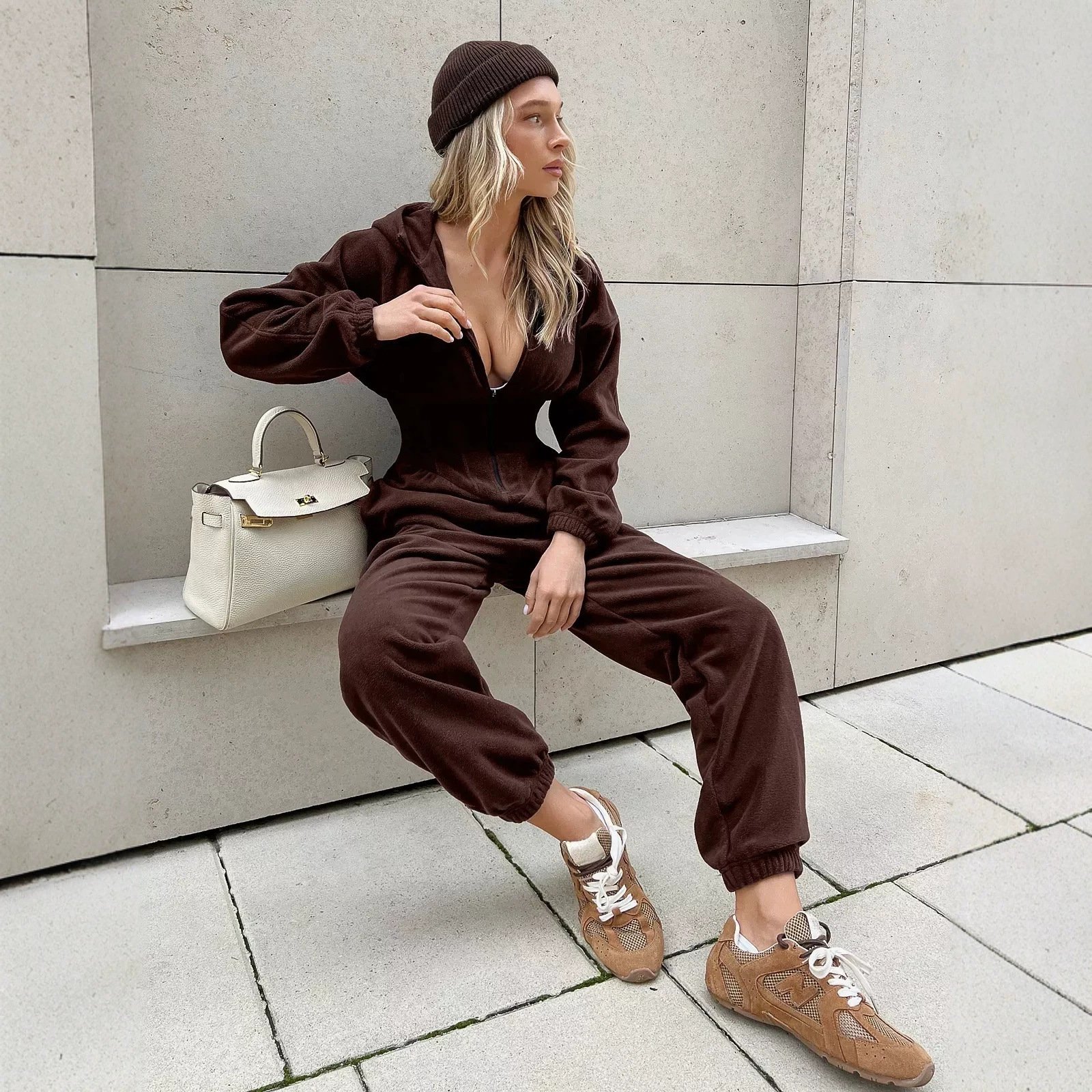 Women's Fallwinter Jumpsuit With Long Sleeves Sporty And Casual Featuring A Hood - الصورة 8
