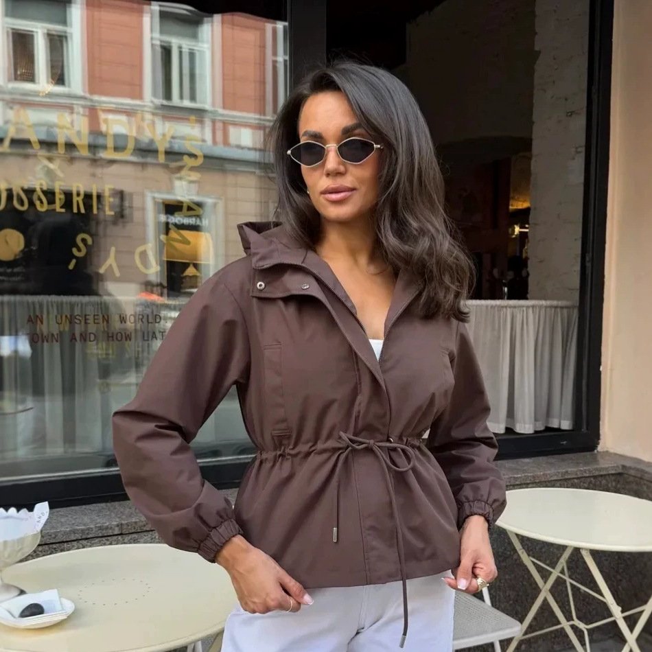 Casual And Fashionable Womens Hiking Jacket With Long Sleeves - الصورة 2