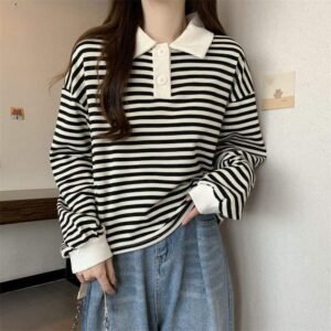 Womens Relaxed-fit Long-sleeve Casual Top