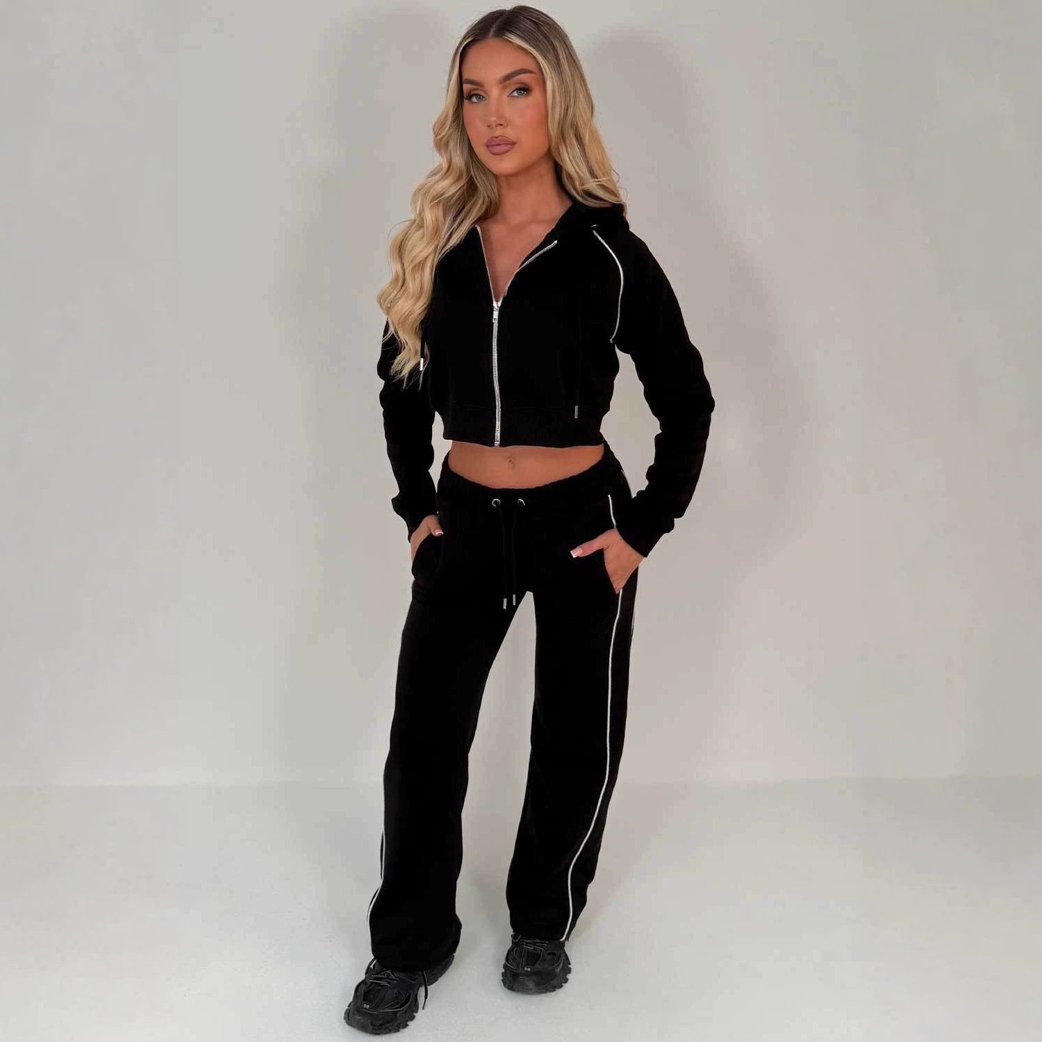 New Autumn Womens Set Hooded Zip-up Jacket And Striped Elastic-waist Pants - الصورة 2