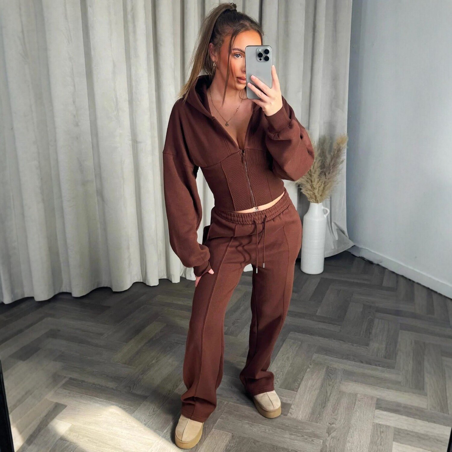 New Autumnwinter Long-sleeve Pants Set With Ribbed Patchwork And A Hooded Cardigan For Women