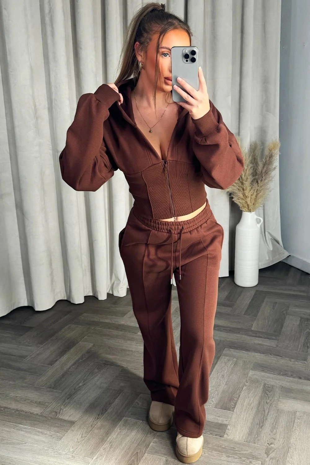New Autumnwinter Long-sleeve Pants Set With Ribbed Patchwork And A Hooded Cardigan For Women - الصورة 4