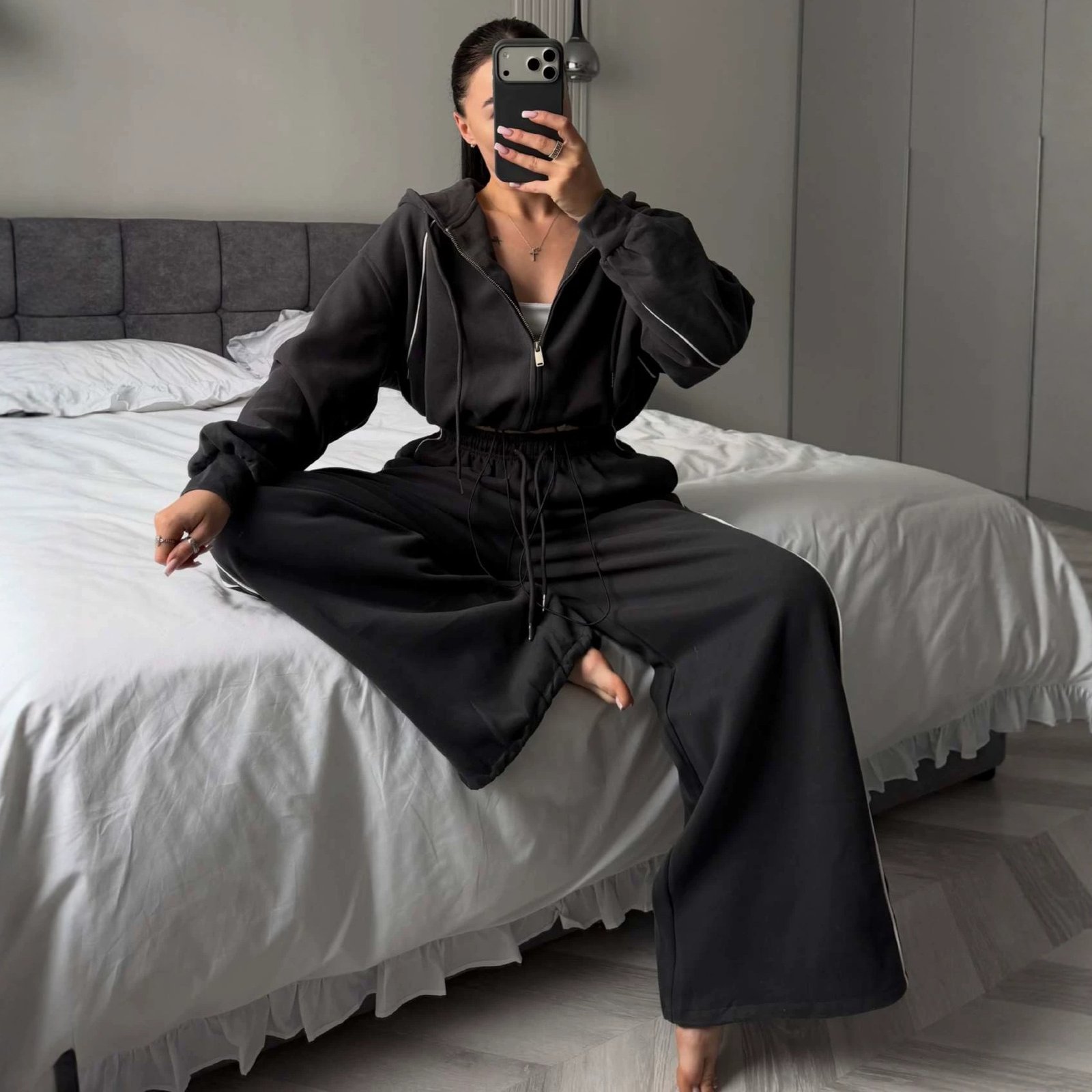 Stylish American-style Sporty Casual Two-piece Sweatshirt Set - الصورة 3