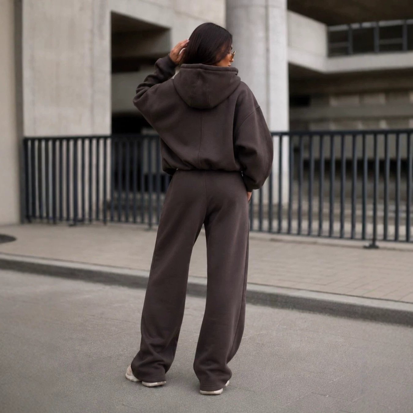 Women's Two-piece Set Zip-up Hooded Sweatshirt And Wide-leg Trousers - الصورة 6