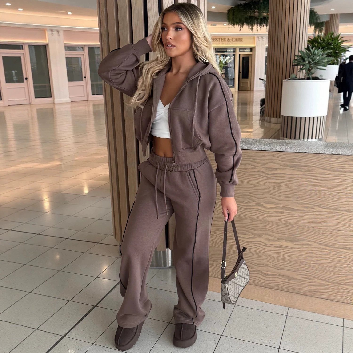 Long-sleeve Zip-up Cardigan And Pants Set Sporty Style