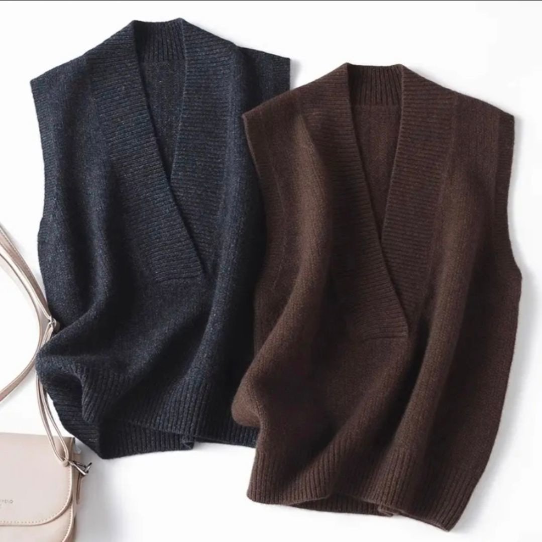 Solid-color Large V-neck Loose-fitting Knit Vest - الصورة 3