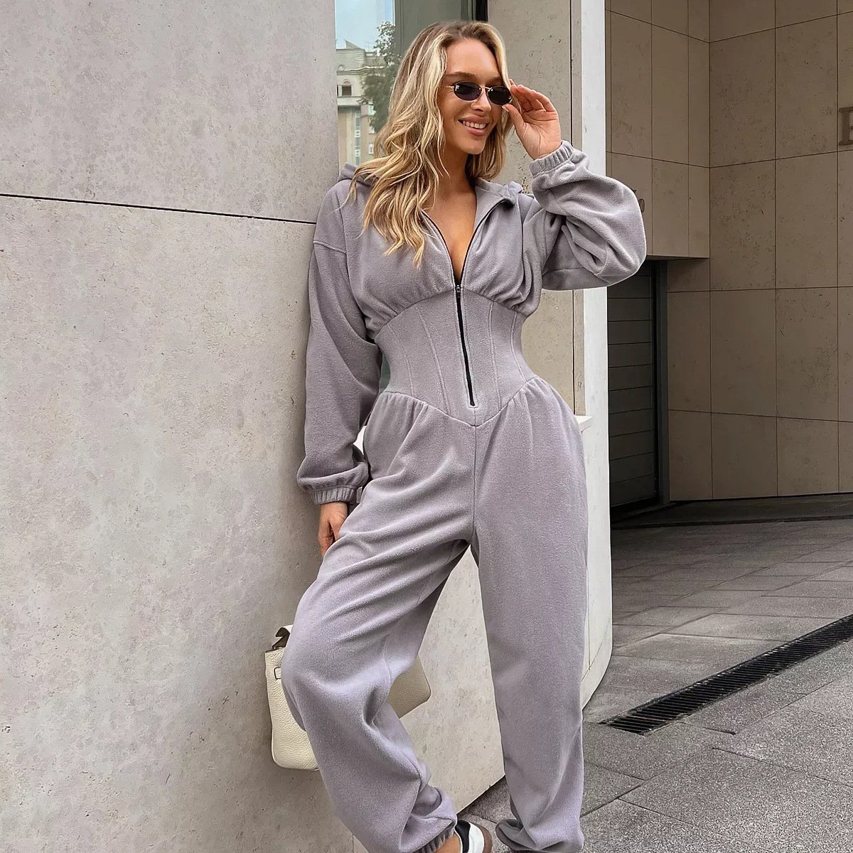 Women's Fallwinter Jumpsuit With Long Sleeves Sporty And Casual Featuring A Hood - الصورة 5