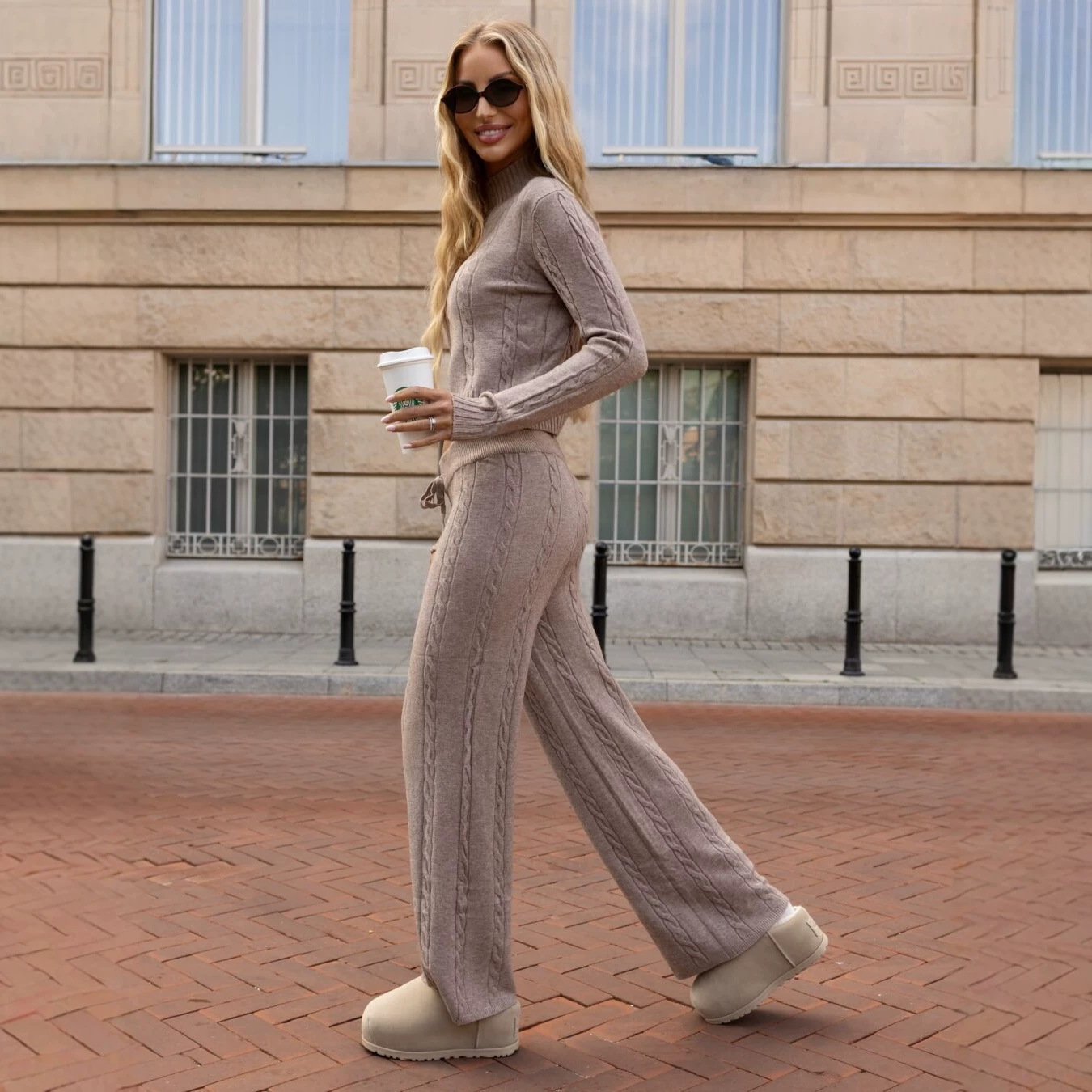 Short Sweater And Straight-leg Floor-length Wide-leg Pants Two-piece Set For Womens Fallwinter Wear - الصورة 3